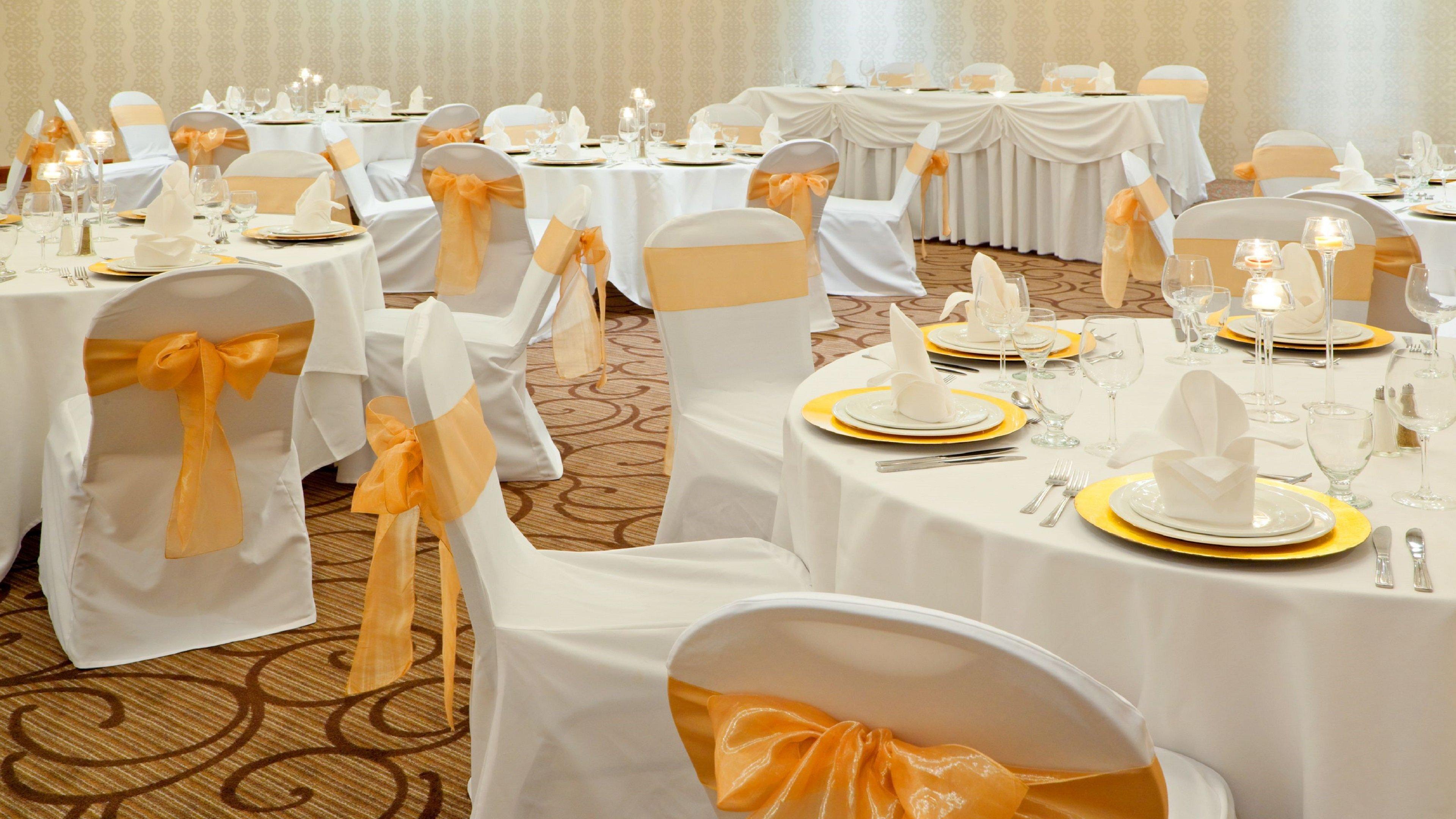 Holiday Inn Oakville Centre By Ihg Restaurant billede