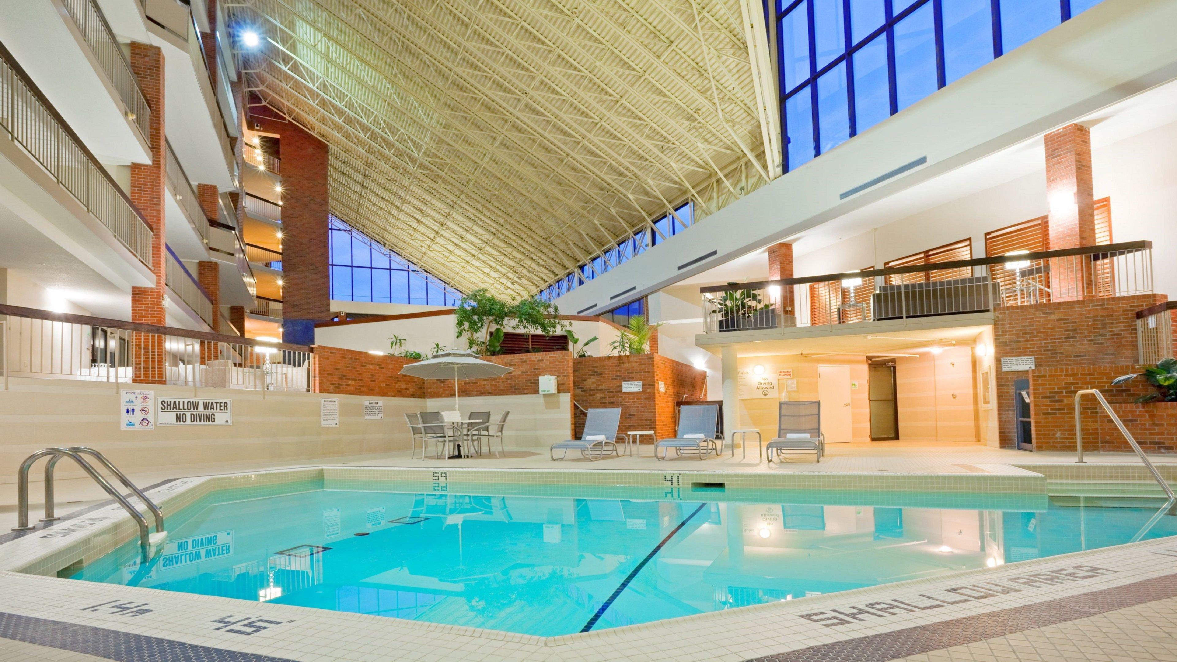 Holiday Inn Oakville Centre By Ihg Eksteriør billede