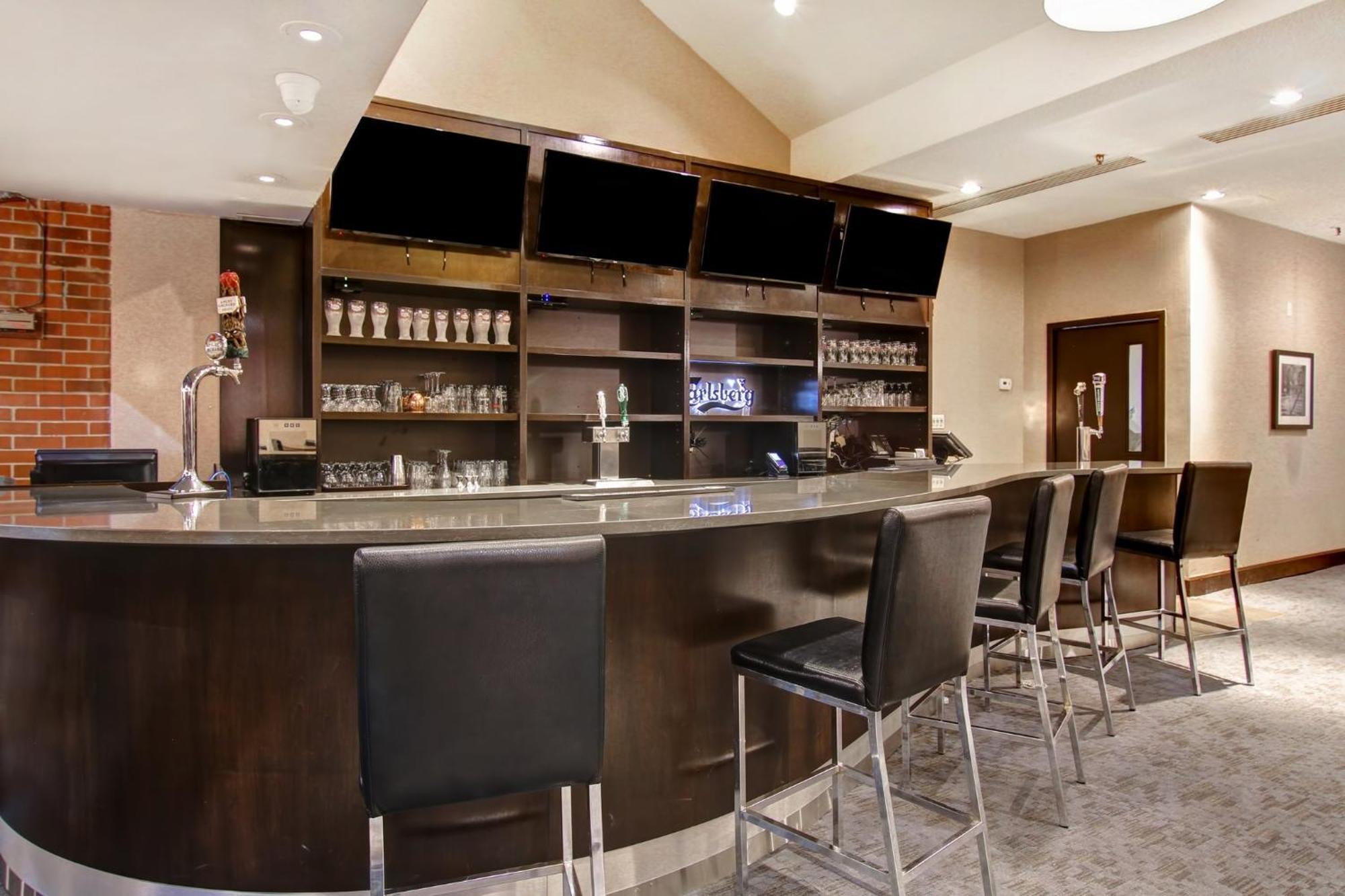 Holiday Inn Oakville Centre By Ihg Eksteriør billede