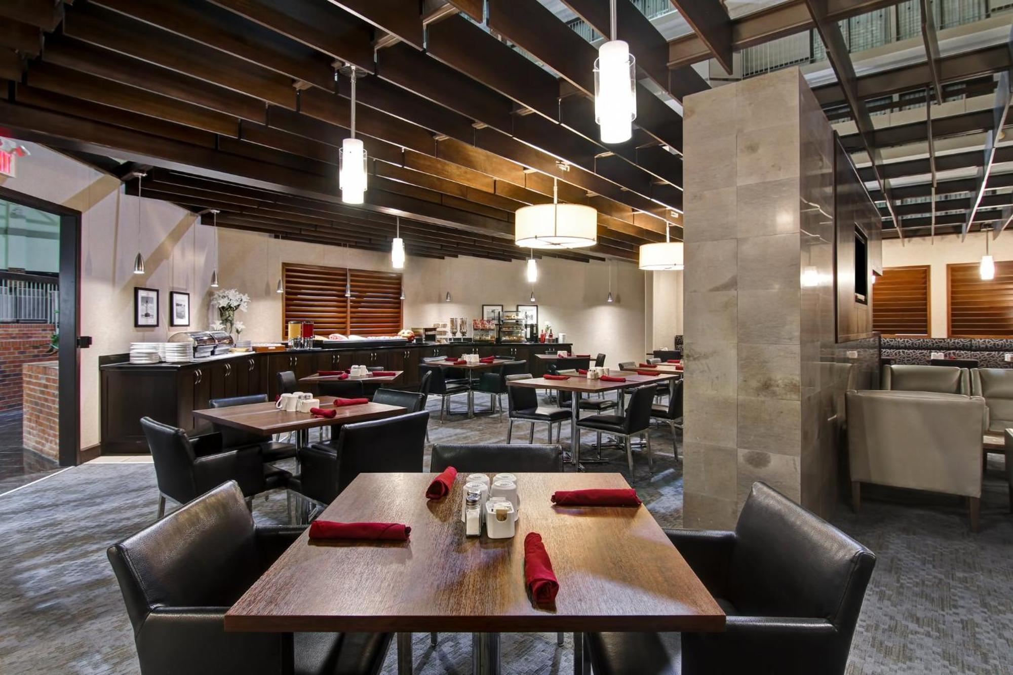 Holiday Inn Oakville Centre By Ihg Eksteriør billede